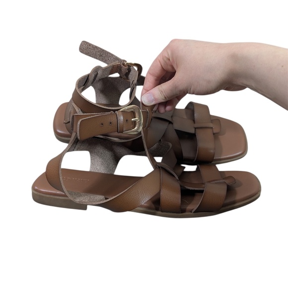 Old Navy Brown Strappy Open Toe Sandals w/Gold Buckle Size 10 - Picture 5 of 5